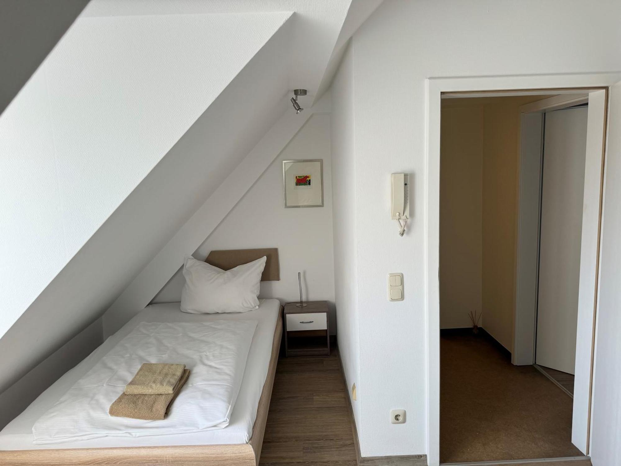 Bed and Breakfast Residenz Weingut Schloss Reinhartshausen à Eltville am Rhein Extérieur photo